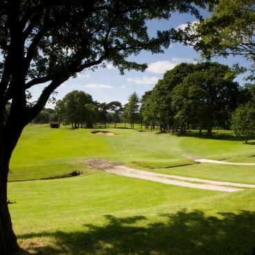 The short 13th - bunkers abound