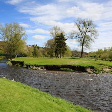 4th tee - a tricky drive